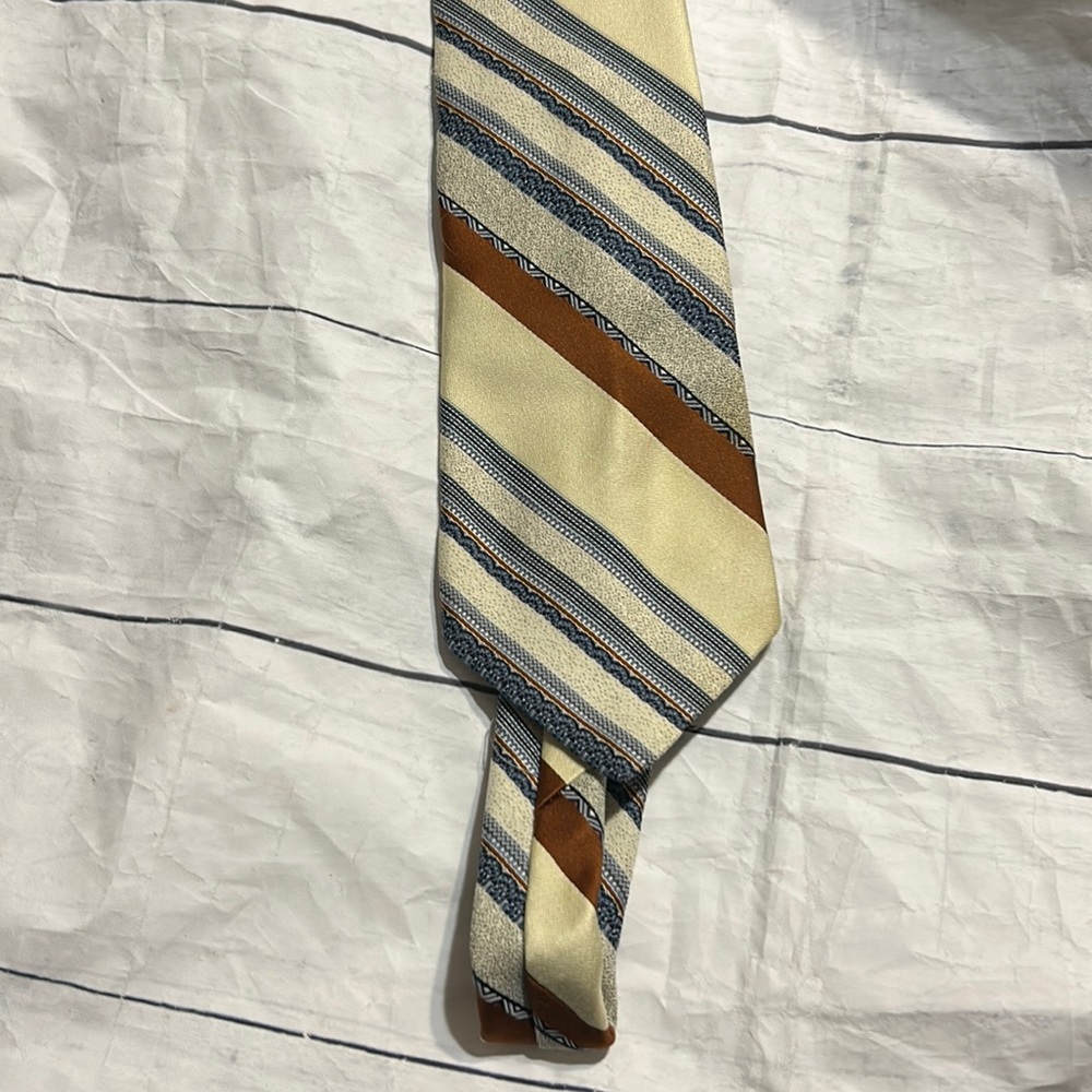 Vintage Wemlon Wembley men’s tie